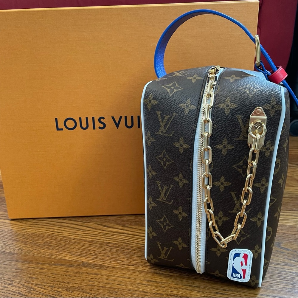 LV x NBA Dopp Kit